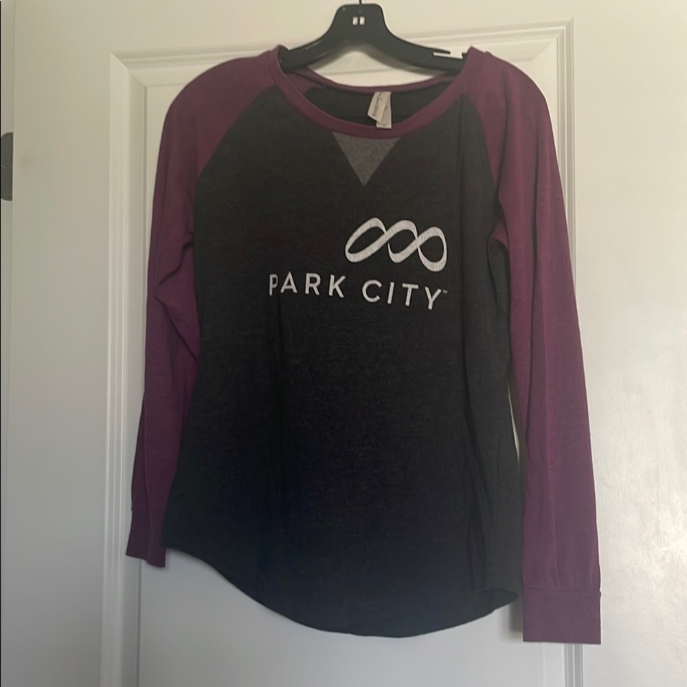 Park City Long Sleeve Raglan Shirt